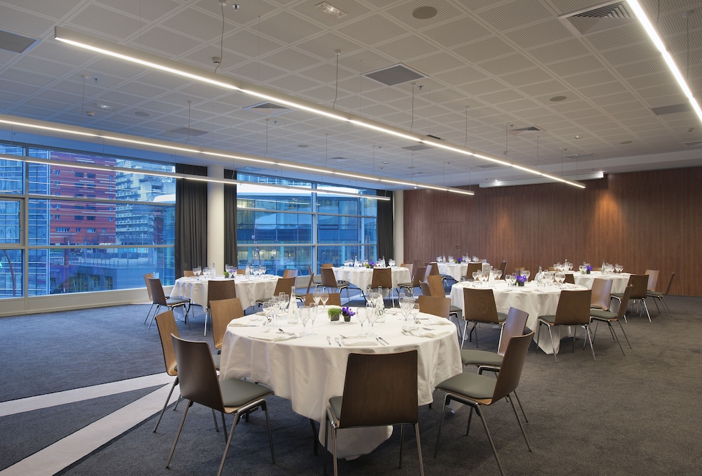Melia Paris La Defense 63/73