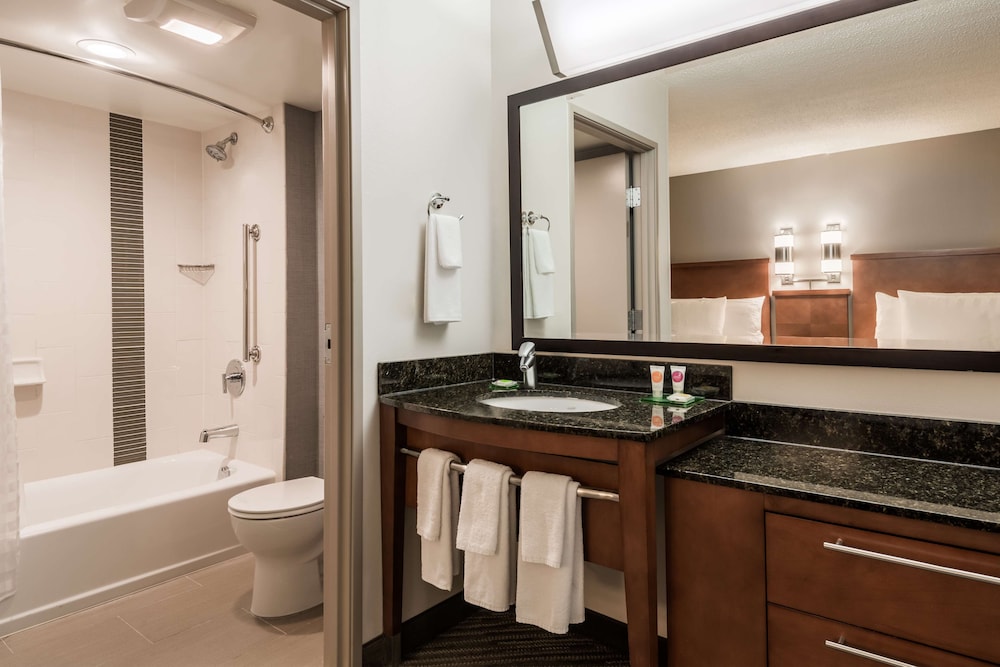 Hyatt Place Rogers / Bentonville 9/49