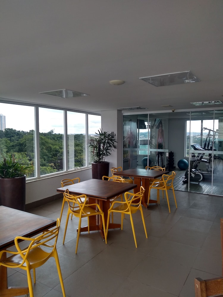 Alphapark Hotel 32/64