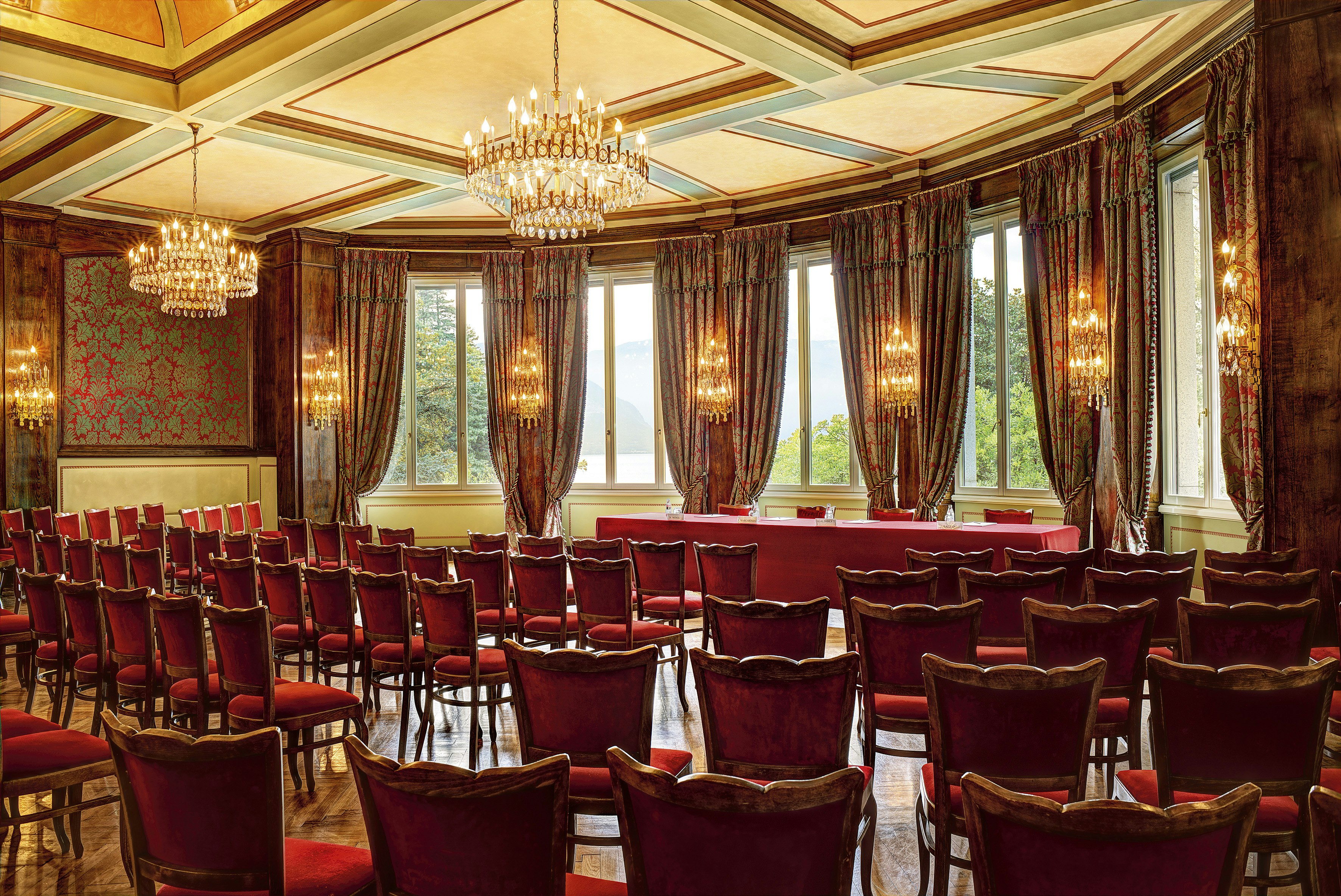 Grand Hotel Majestic 76/83