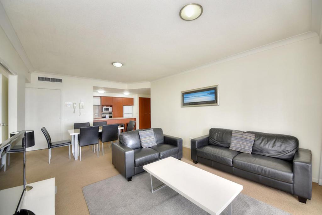 Surfers Paradise Private Apartments 33/59