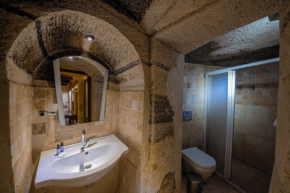 Konak Bezirhane Cave Otel 44/50