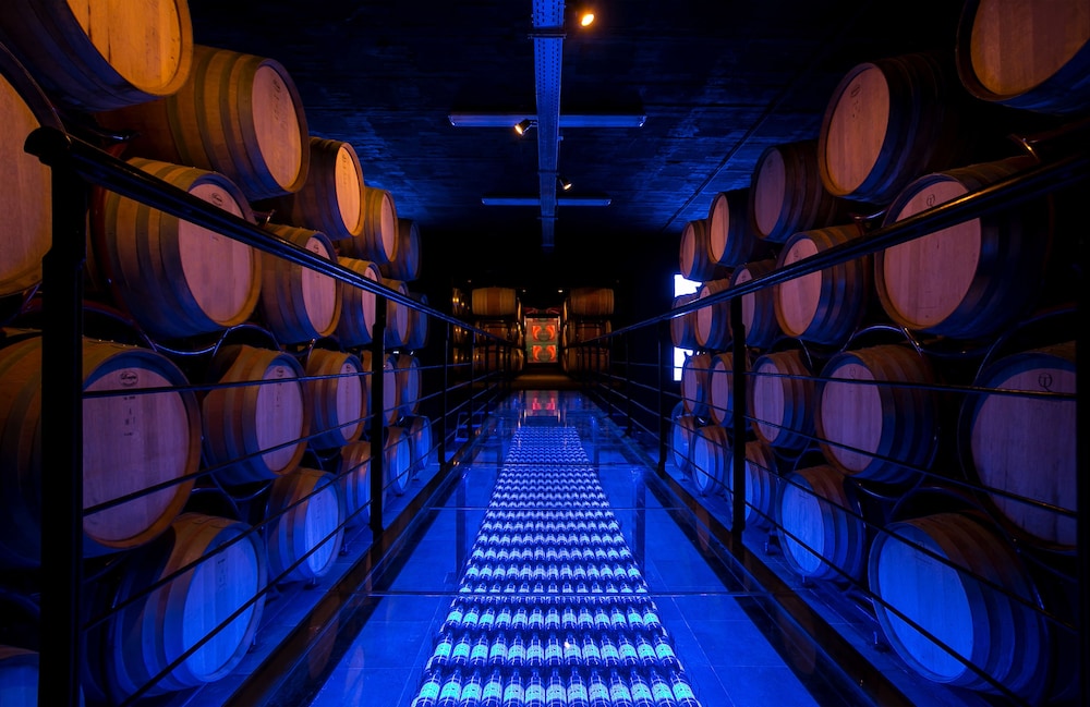 Katogi Averoff Hotel Vinery 40/45