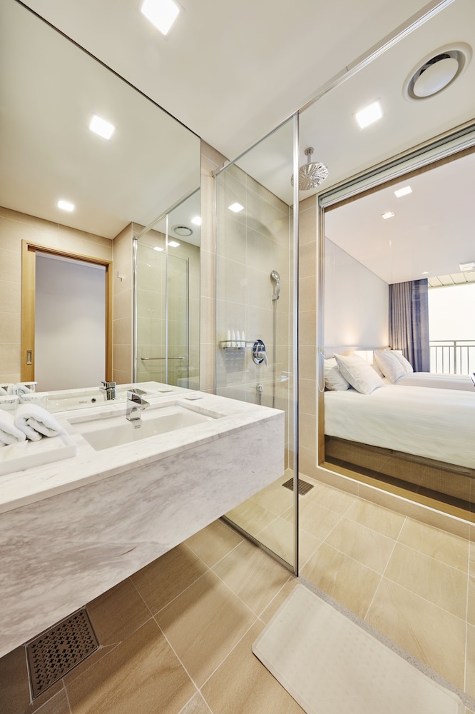 SkyBay Hotel Gyeongpo 59/59