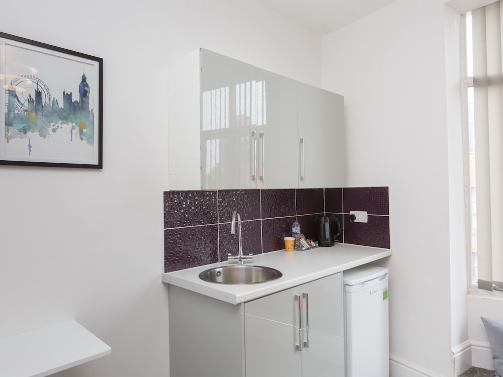 Townhouse Plus @ 40 West St 43/50