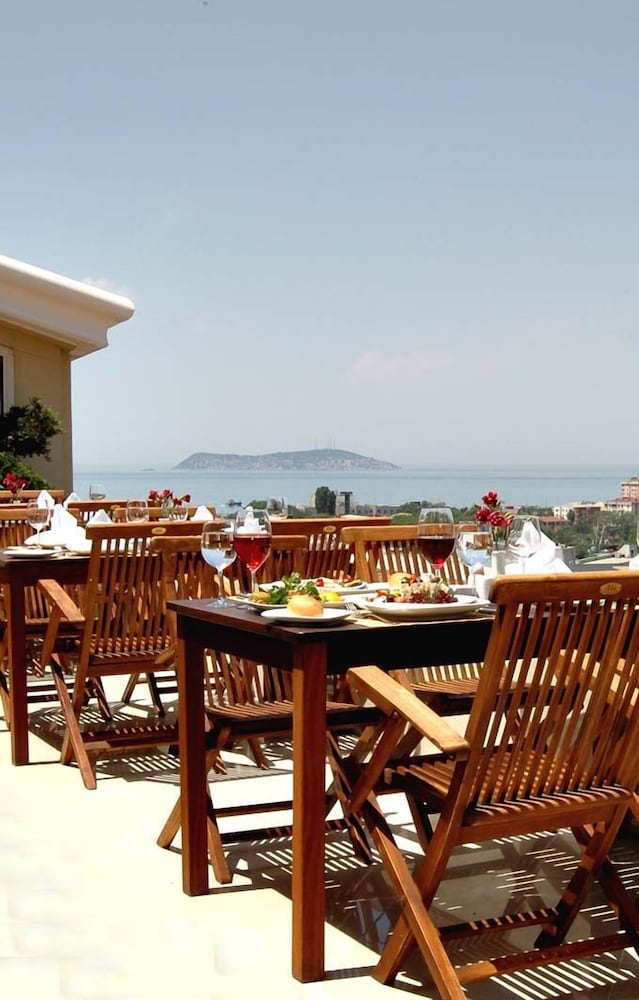 Elite Hotel Dragos 49/56