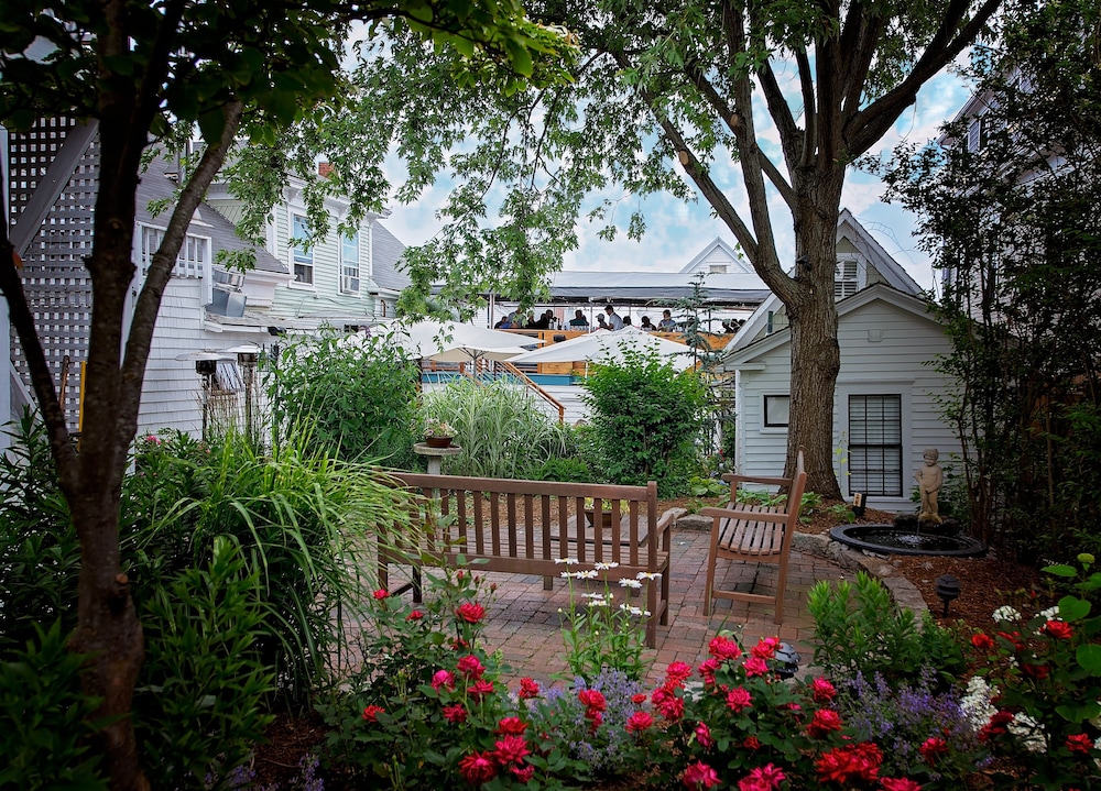 The Waterford Inn 30/33