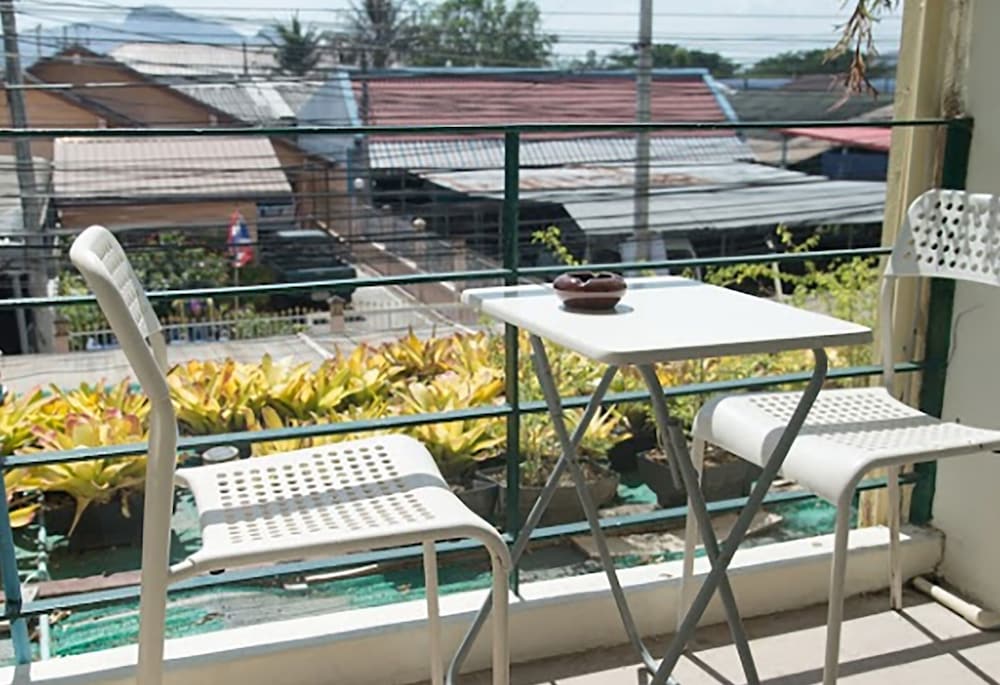 Lotus Suite Hua Hin 60/68