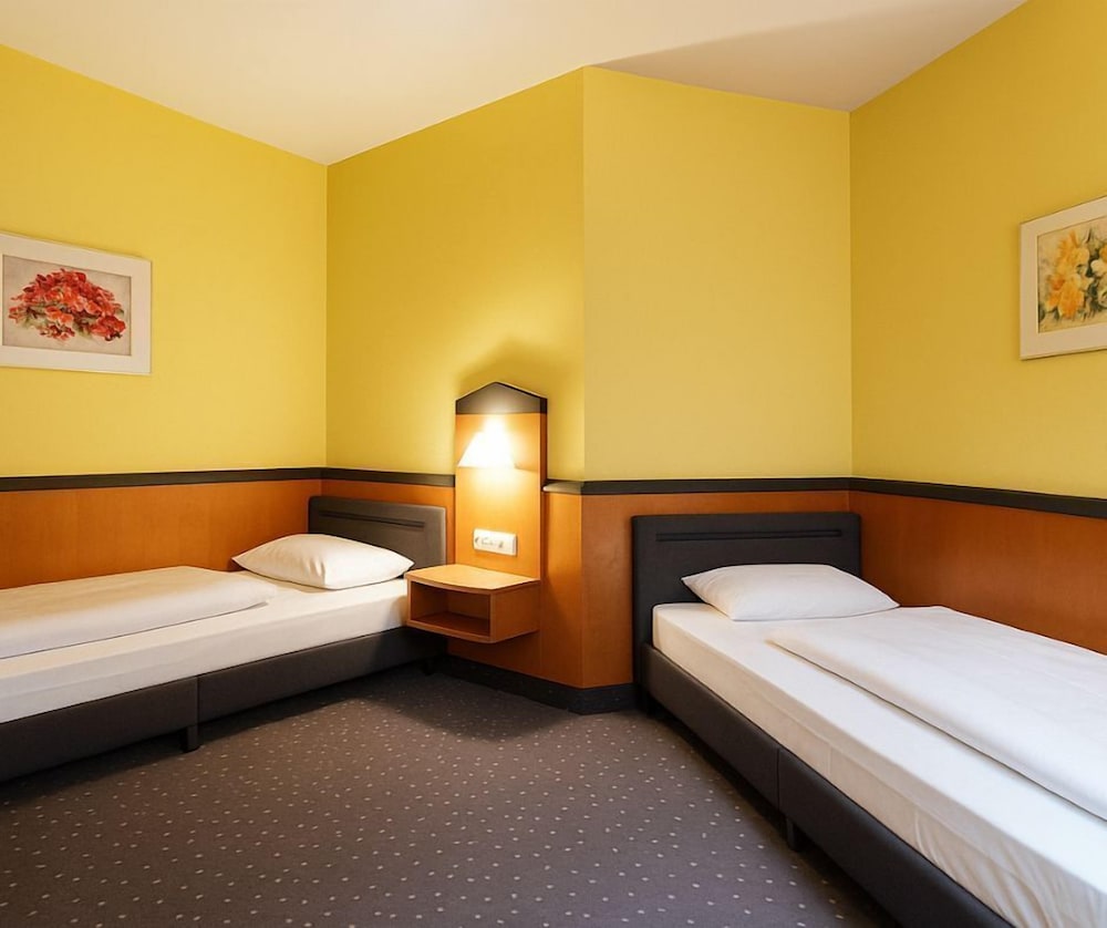 STANDARD, TWIN BEDS