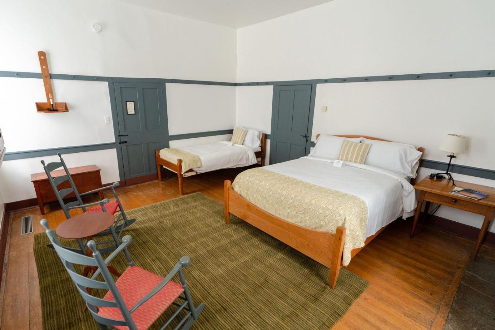 2 Bedrooms, Family Suite, West, Family, Residence