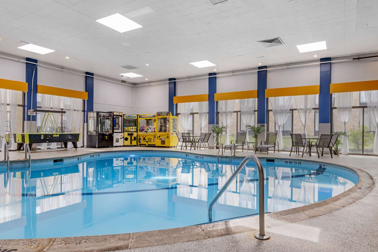 MainStay Suites MSP Airport - Mall of America 19/30