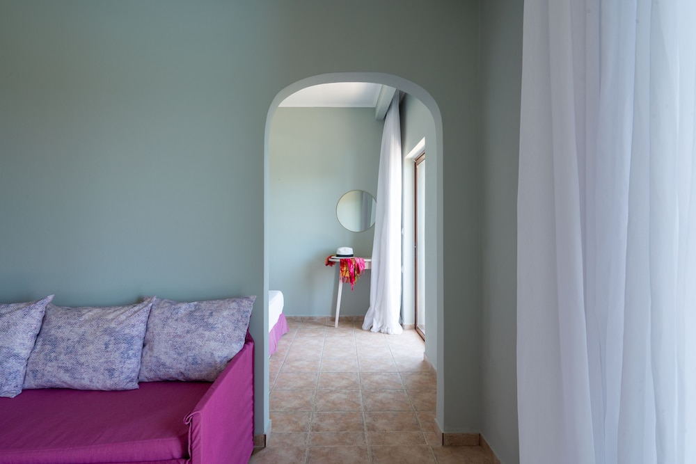 Iris Apartments And Rooms 15/41