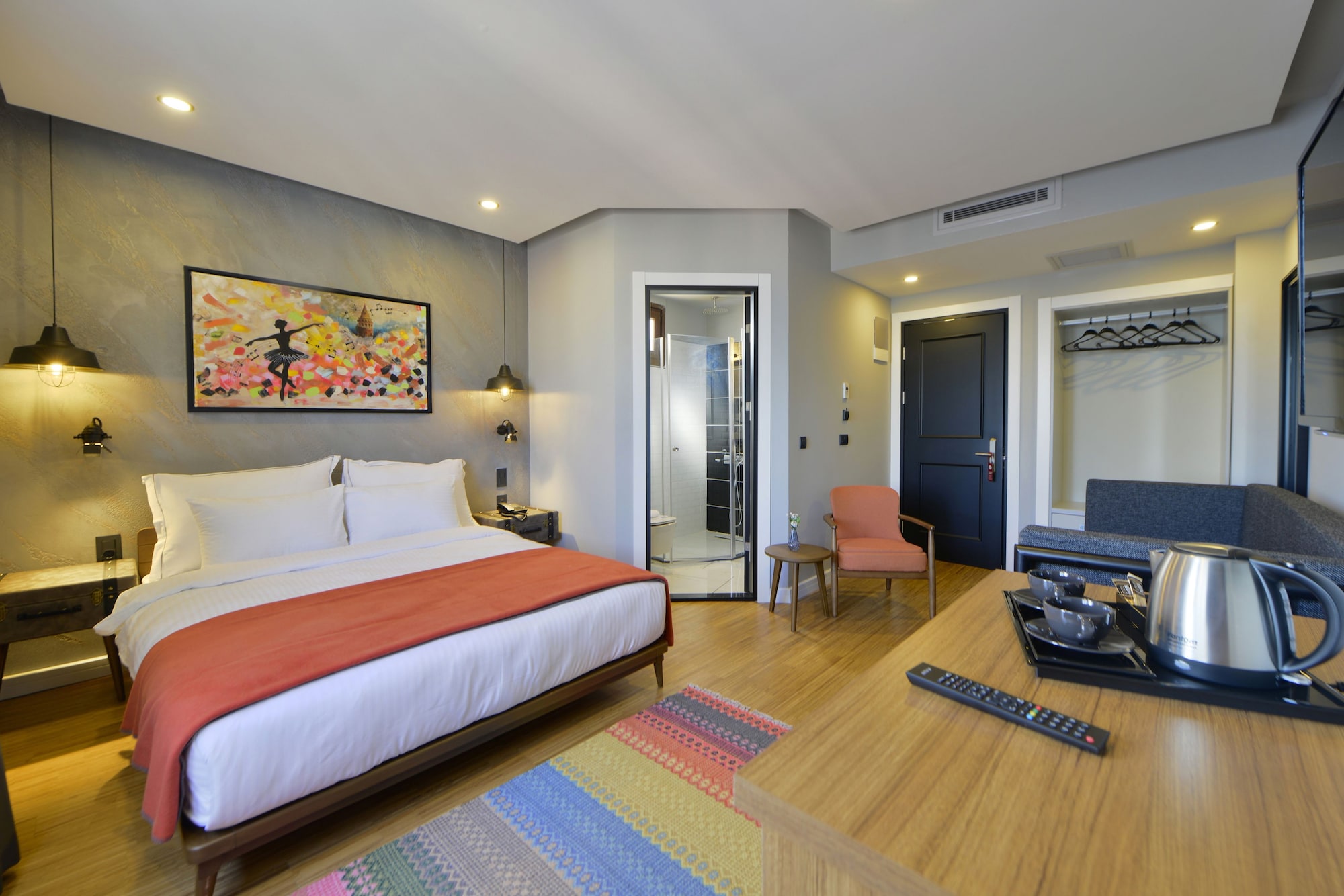 Superior, Triple, Murphy Bed, Sea View، Poem 4/10