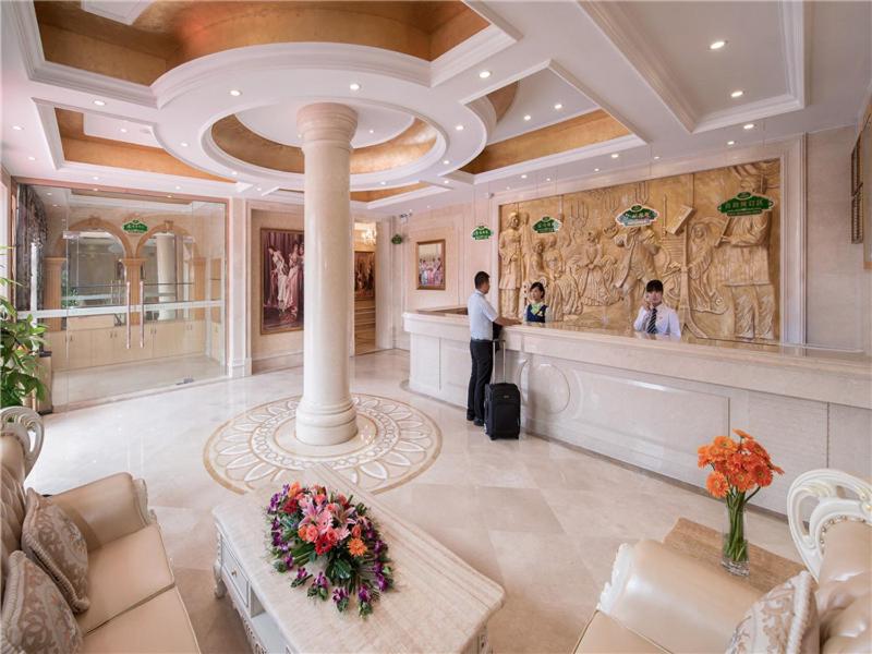 Vienna Hotel Tianbao Road 6/31