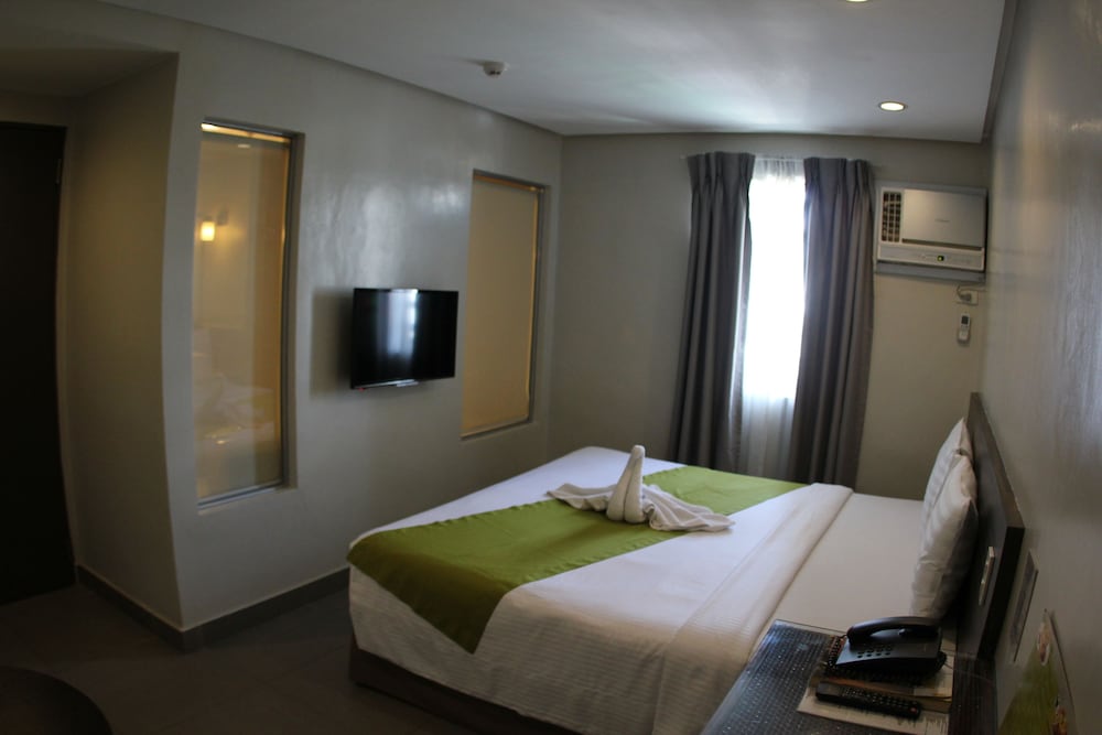 Cebu R Hotel Mabolo 25/54
