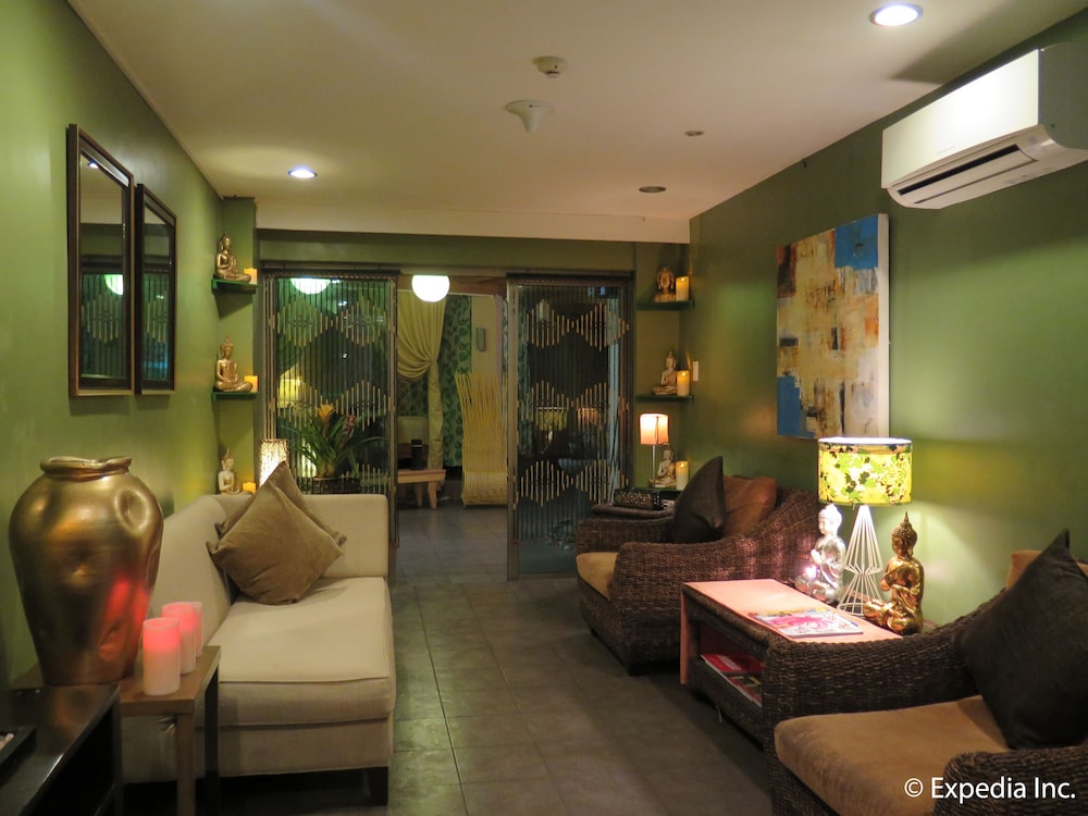 One Tagaytay Place 42/56
