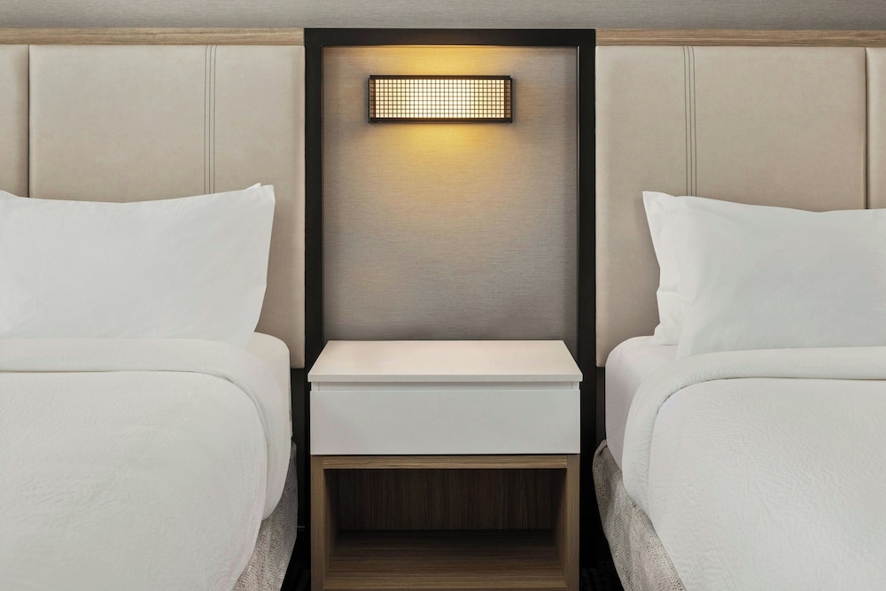 SpringHill Suites by Marriott Bettendorf 9/35