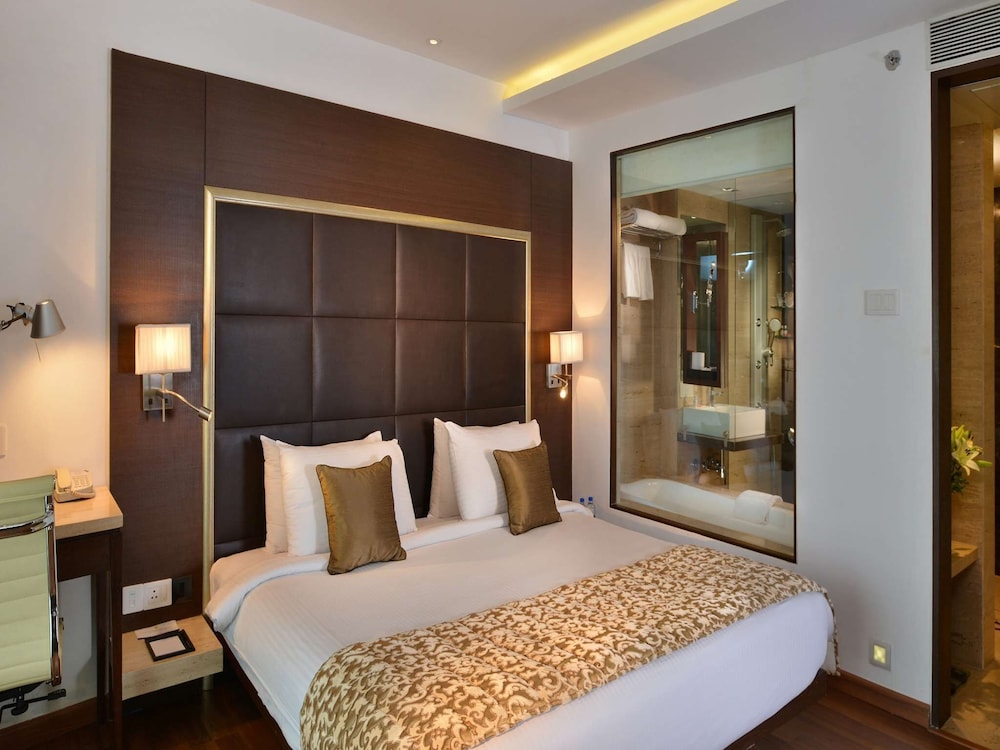 SUPERIOR, DOUBLE BED