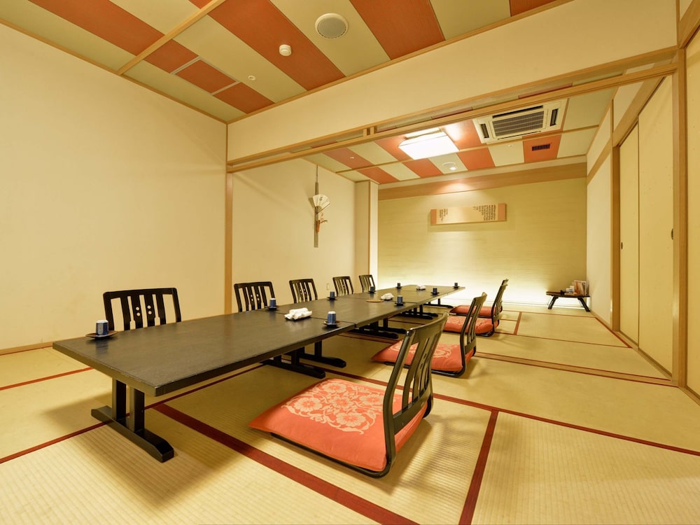 Gamagori Onsen Hotel Takeshima 11/18