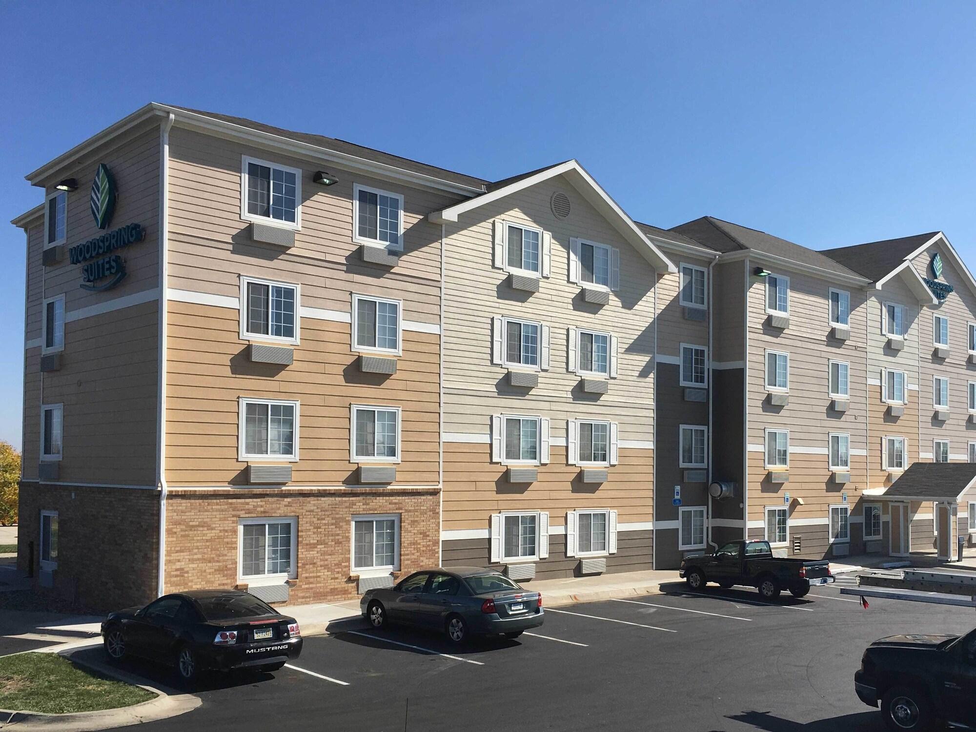 WoodSpring Suites Lincoln Northeast I-80 27/31