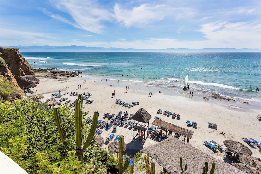 Family Selection At Grand Palladium Vallarta Resort Spa All Inclusive 45/50