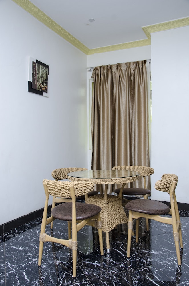 Dianwill Hotel 33/46
