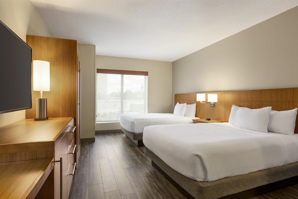 Hyatt Place Columbia Downtown the Vista 10/70