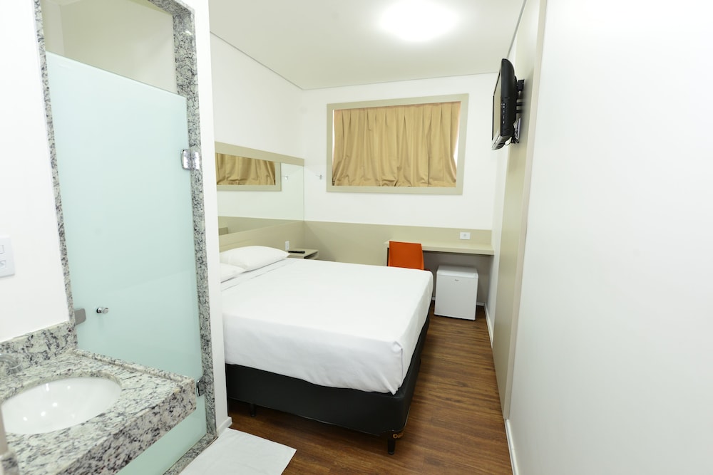 Hotel Panorama Economic 24/26