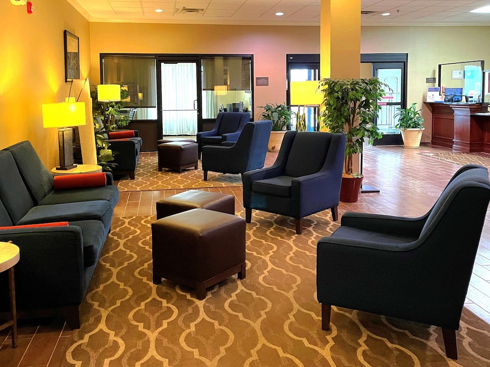 Comfort Inn & Suites Rogersville 28/37