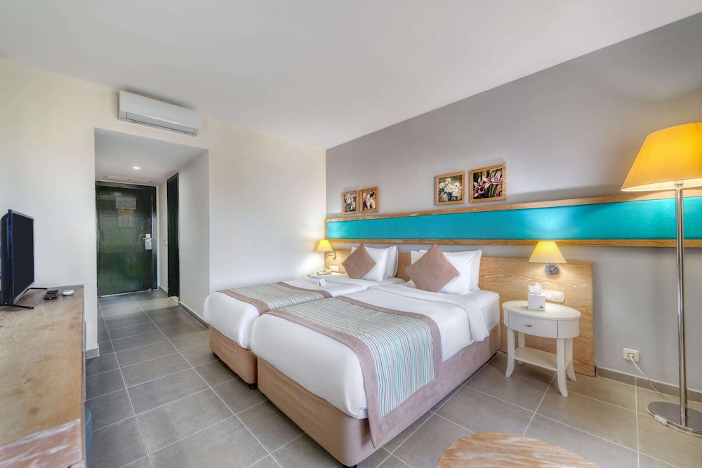 Collection, Suite, Double Bed, Sofa