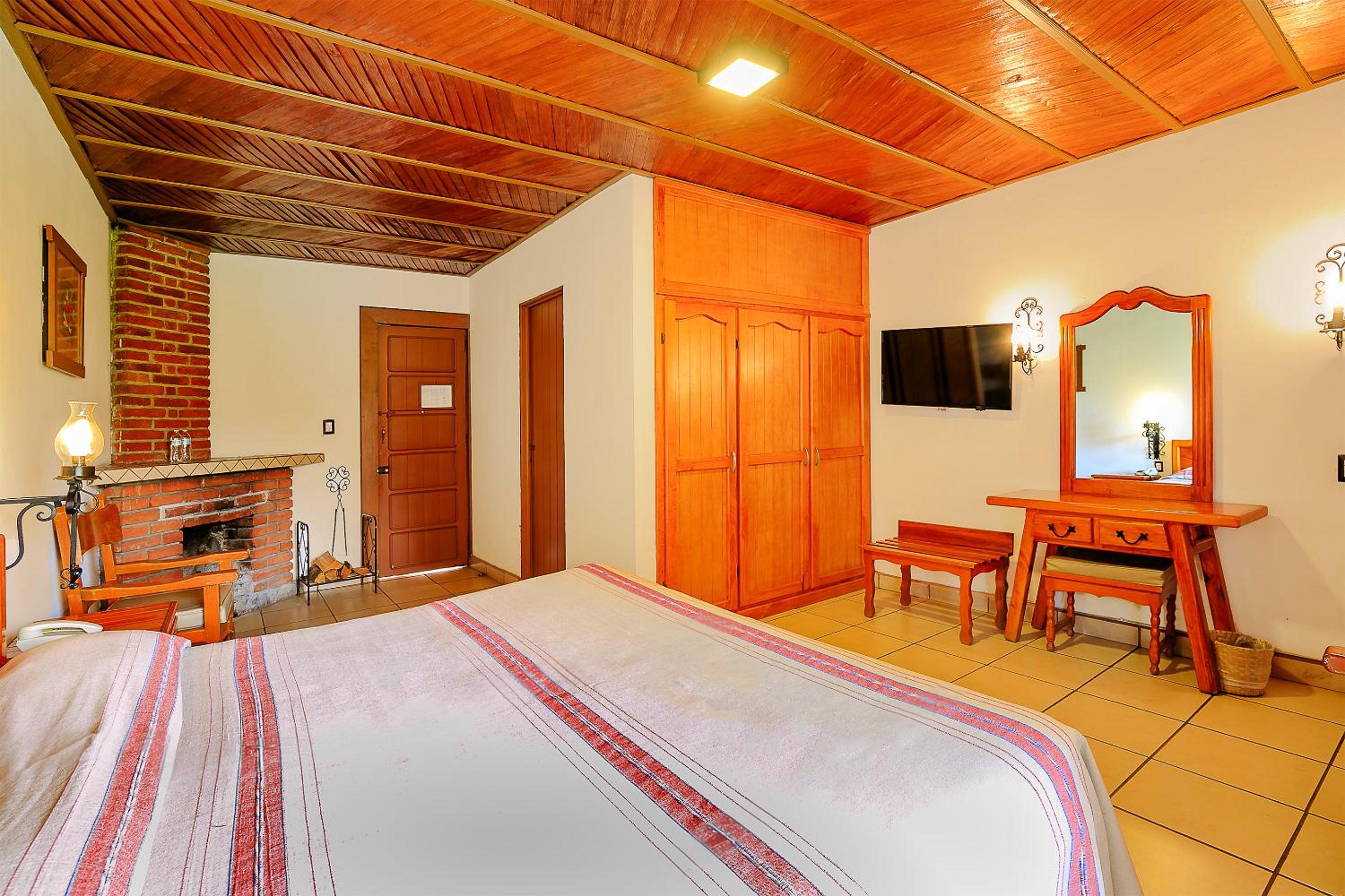 غرفة بسرير مزدوج، Hotel Pie de la Sierra 3/10