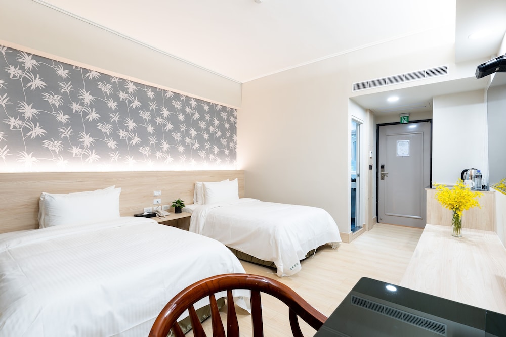 Hotel E Tung 32/58