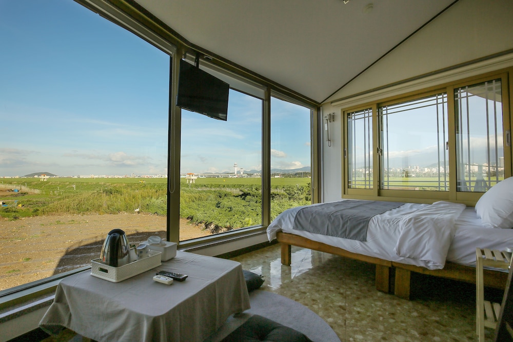 Jeju Miracle Guest House 16/60