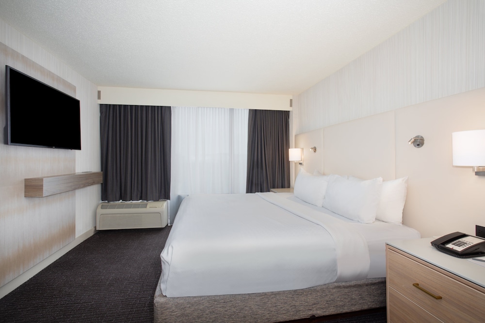 Crowne Plaza Kansas City Downtown 15/63