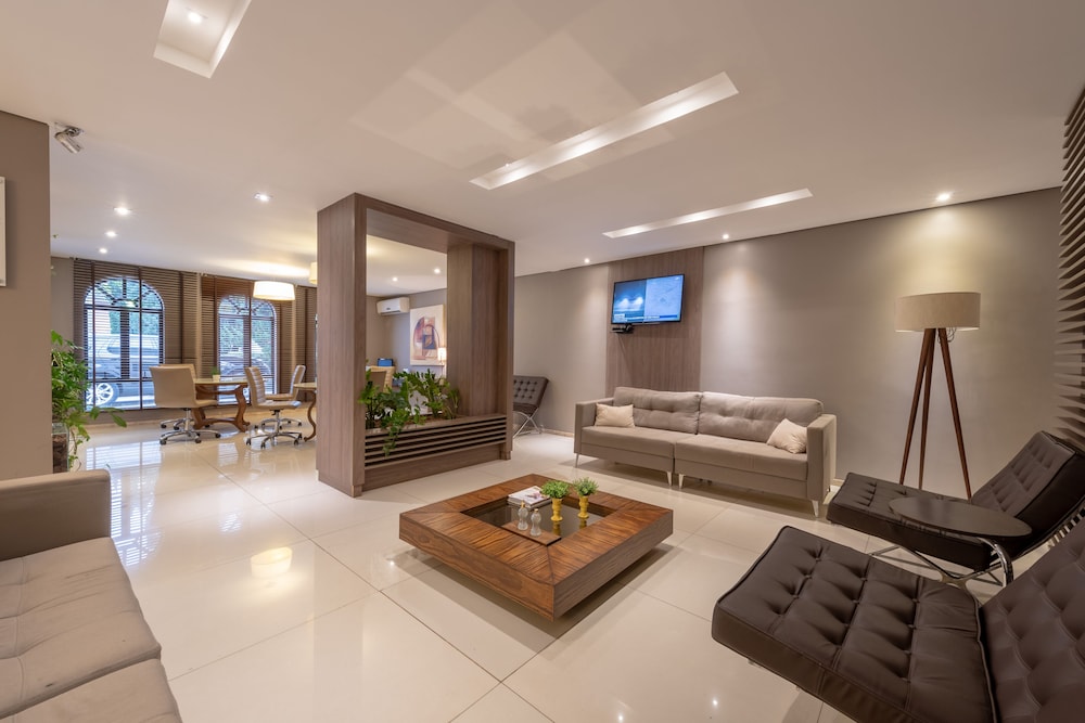 CLASS HOTEL GUAXUPE 28/50