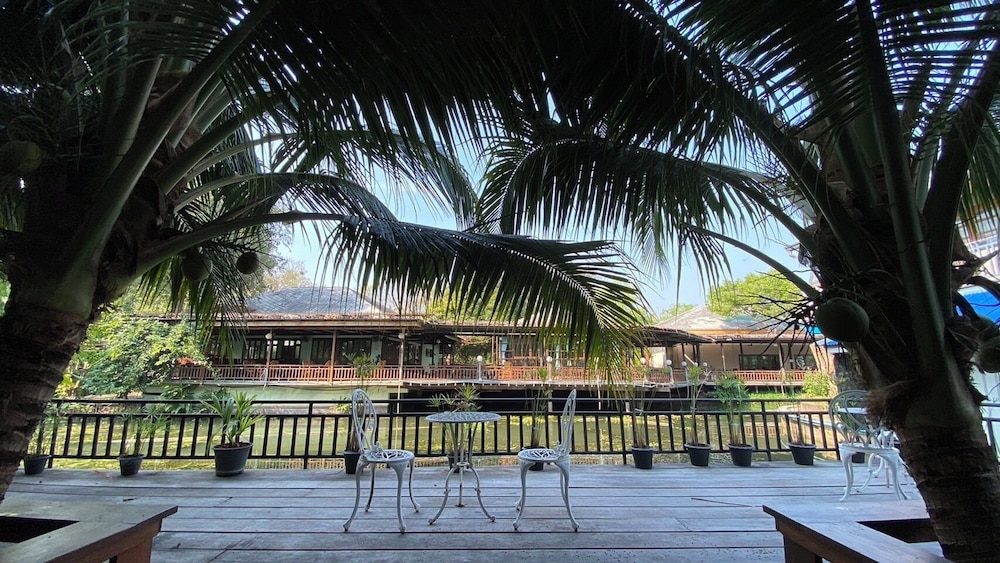 Maikaew Damnoen Resort 38/50