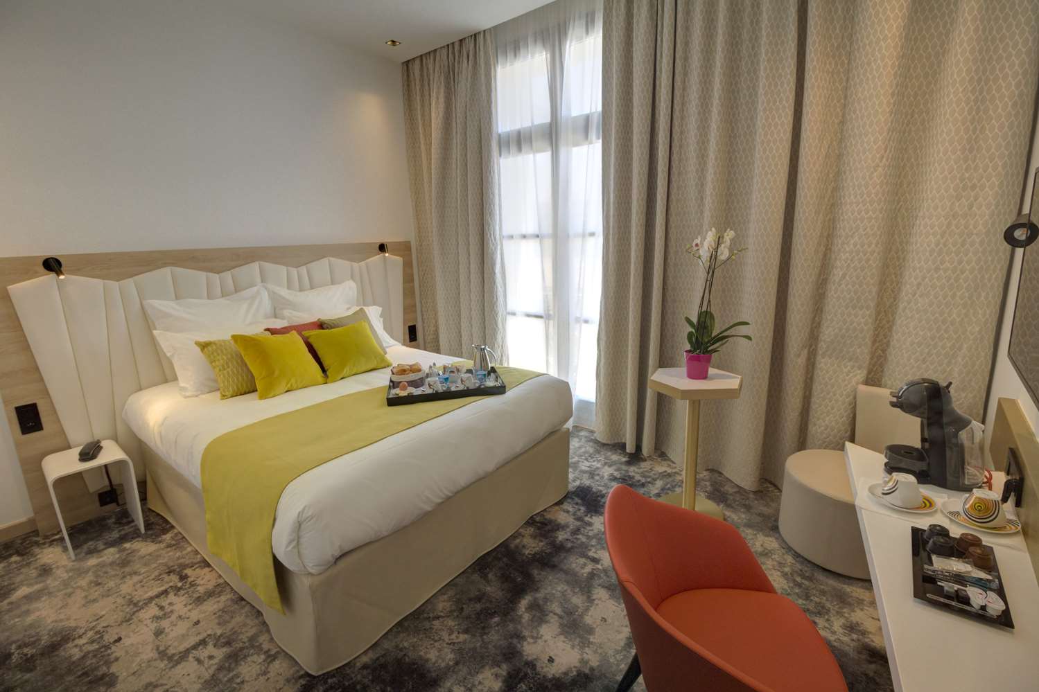 غرفة كلاسيكية بسرير كوين، Best Western Plus Hotel Comedie Saint-Roch 2/5
