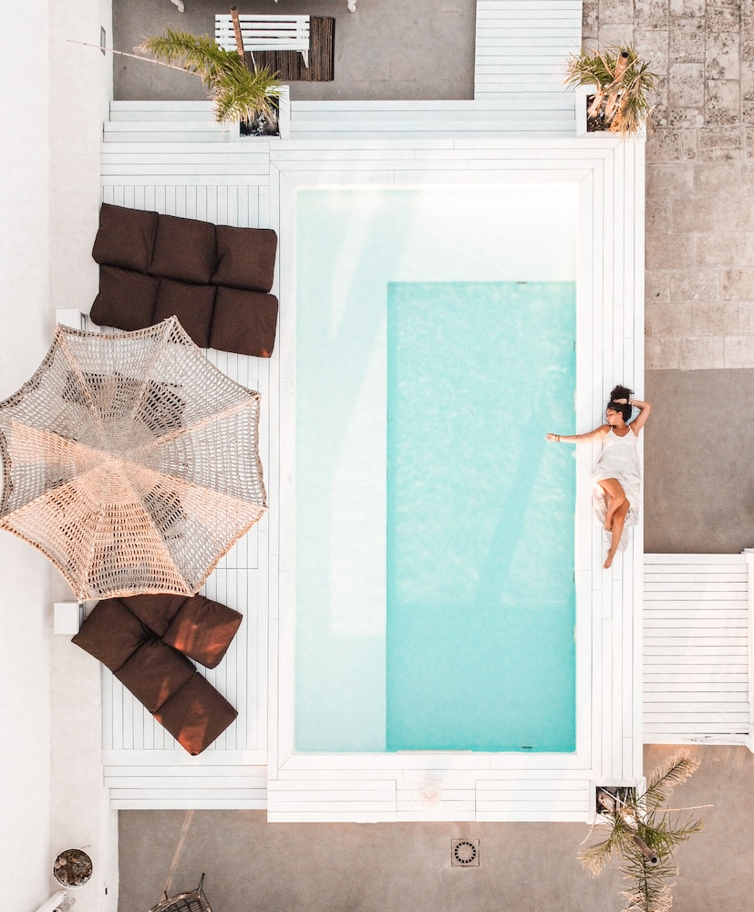 Playa Del Mar 2/50