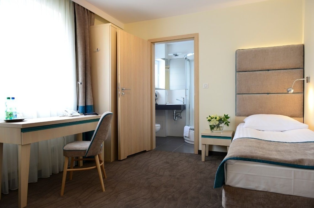 Hotel Antares 15/50