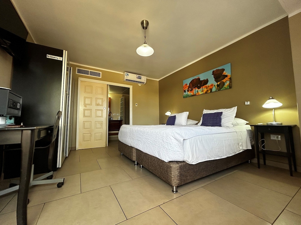 Eden Beach Resort 29/63