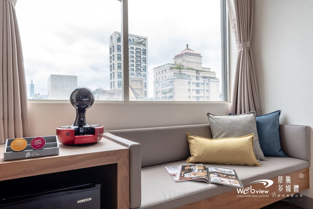 Wow Happy- Taipei 27/32