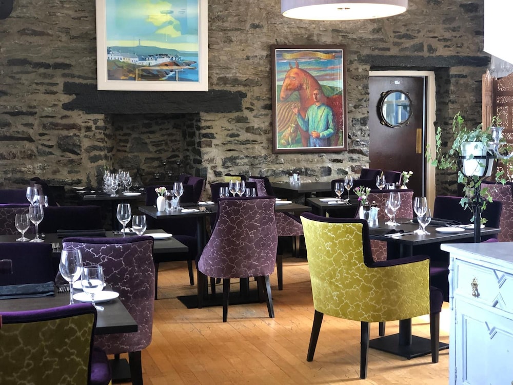 PORT CHARLOTTE HOTEL 33/50
