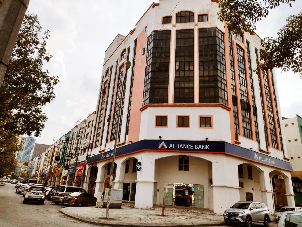 Orange Hotels Kuchai Lama 2/40