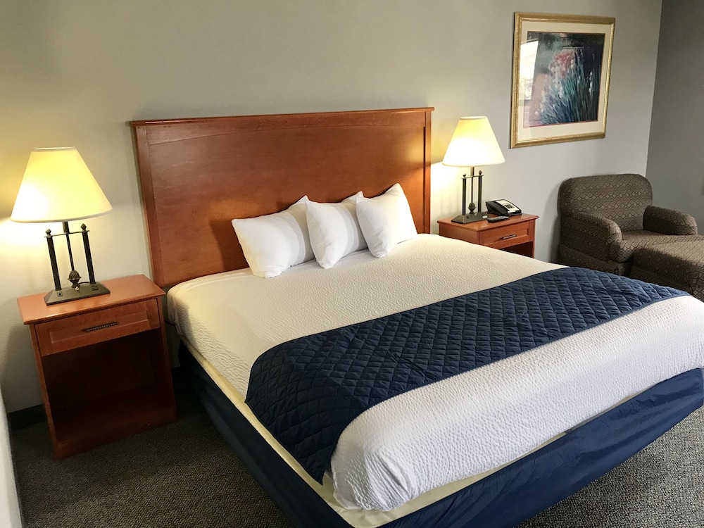 American Inn North Kansas City 27/57