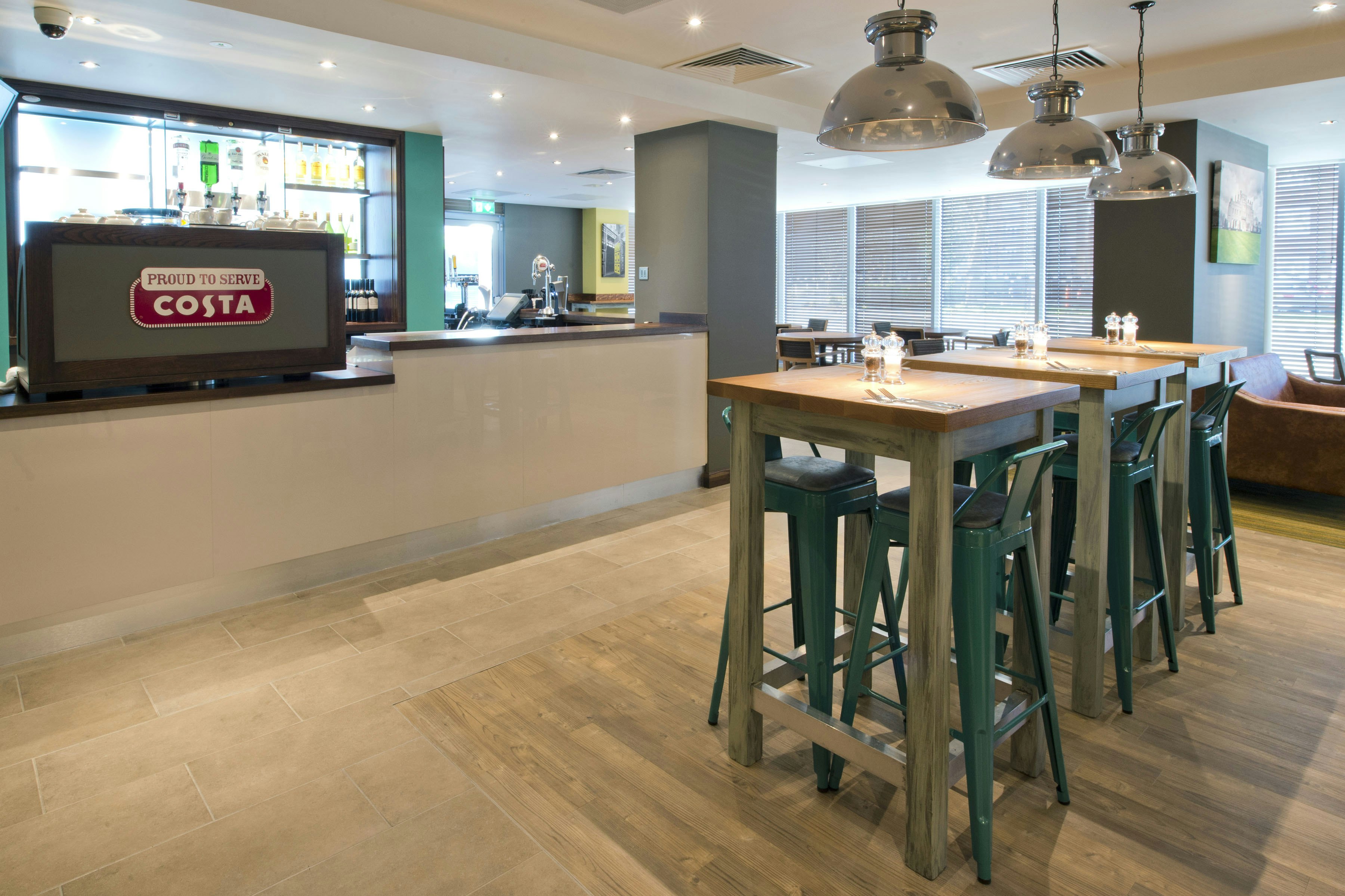 Premier Inn Slough Central South Windsor Road Hotel 21/27