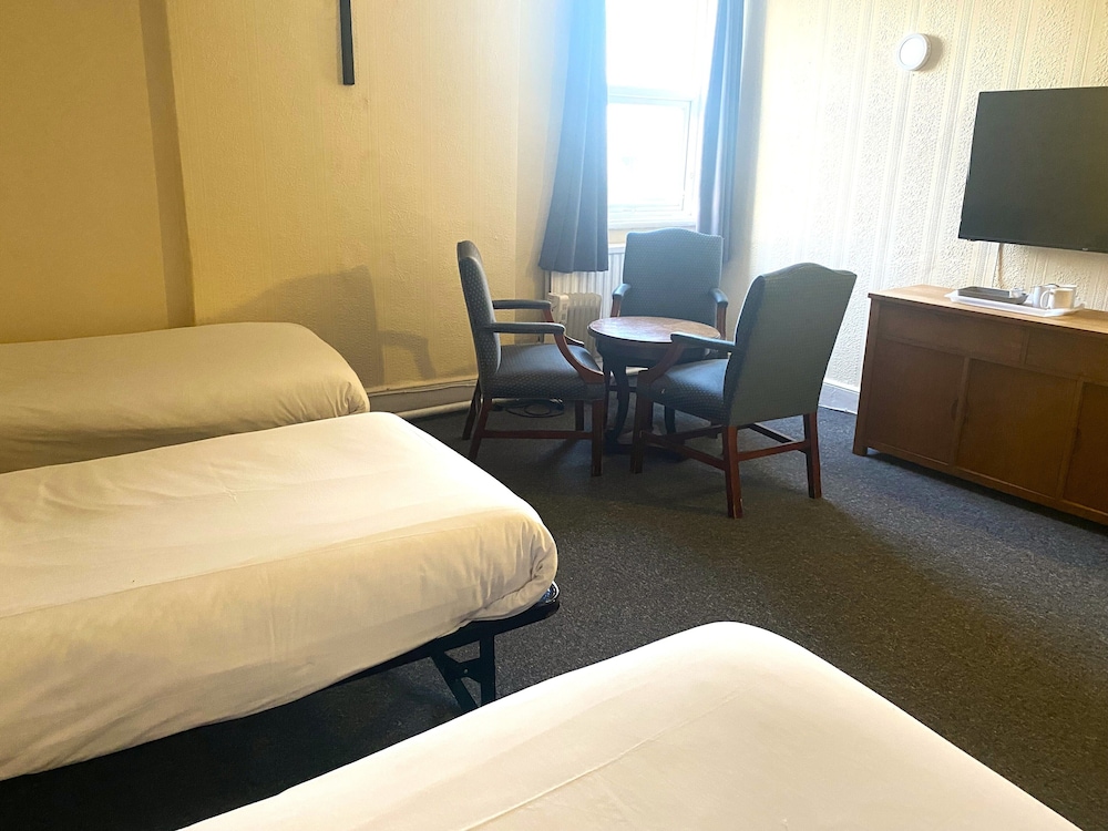 Hotel 346 34/49