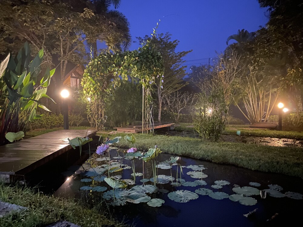PURA VIDA PAI RESORT 34/65
