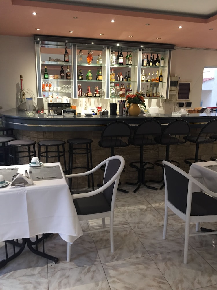 Alkyonides Hotel 36/49
