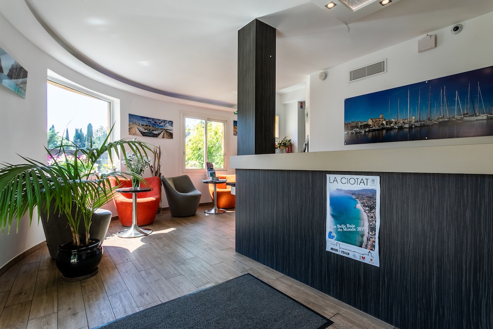Hôtel Corniche Du Liouquet 17/35