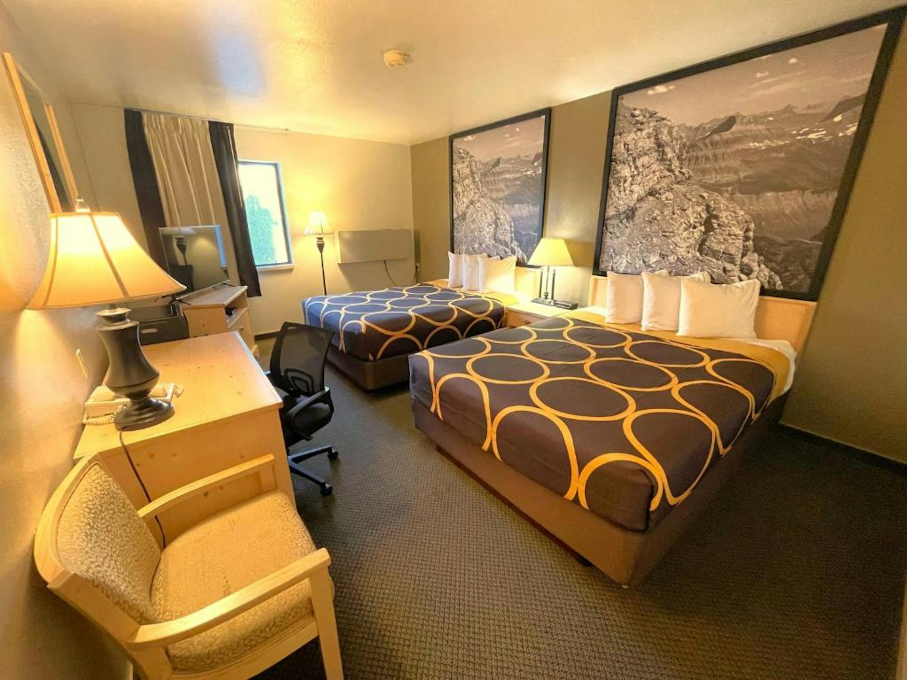 Super 8 by Wyndham Moscow / Pullman 26/39